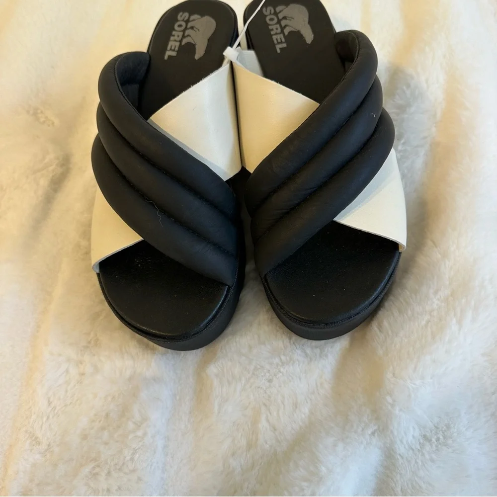 Sorel Platform Sandals Y2K style
